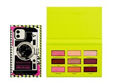 Oční stín Makeup Revolution London Emily In Paris Camera Queen Eyeshadow Palette 6,3 g
