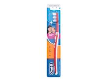 Klasický zubní kartáček Oral-B 1-2-3 Classic Medium 1 ks