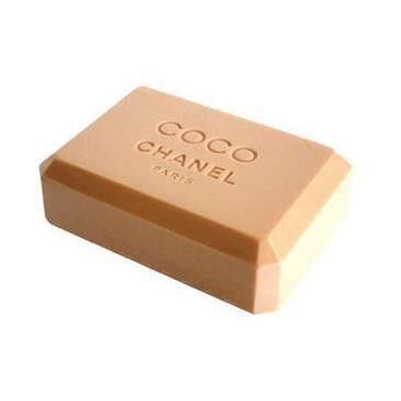 Tuhé mýdlo Chanel Coco 150 g poškozená krabička