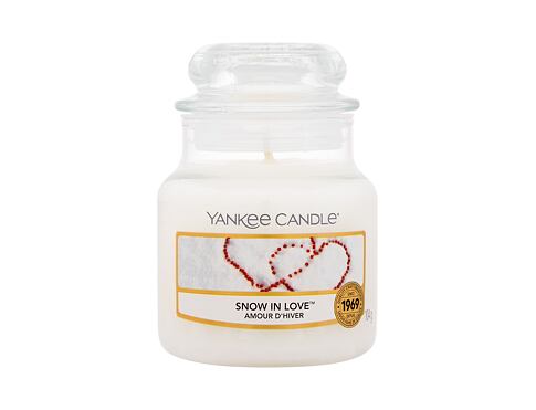 Vonná svíčka Yankee Candle Snow In Love 104 g
